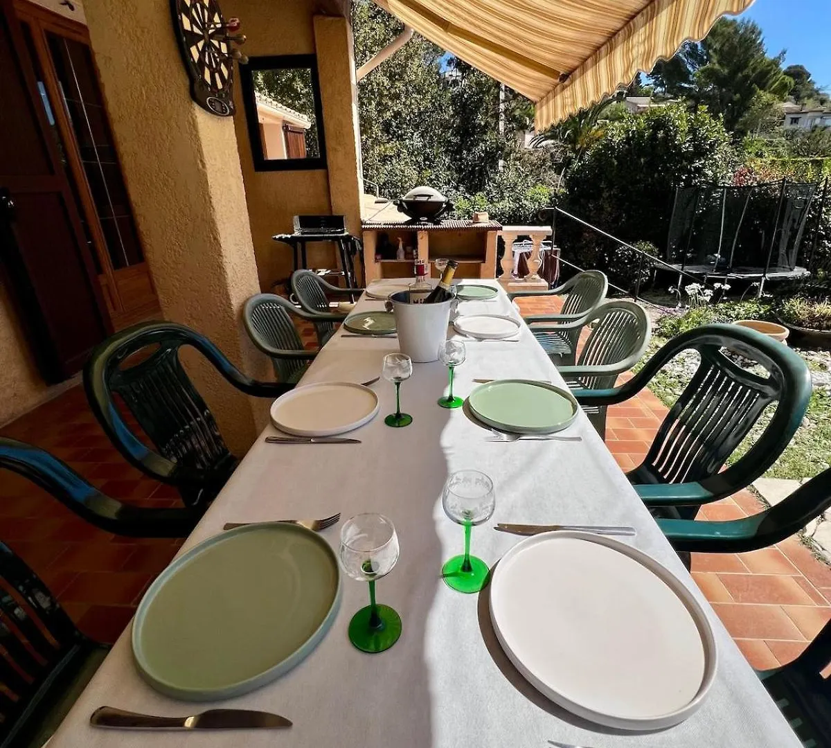 Charming Provencal Villa With Pool And Garden Mougins 0*,