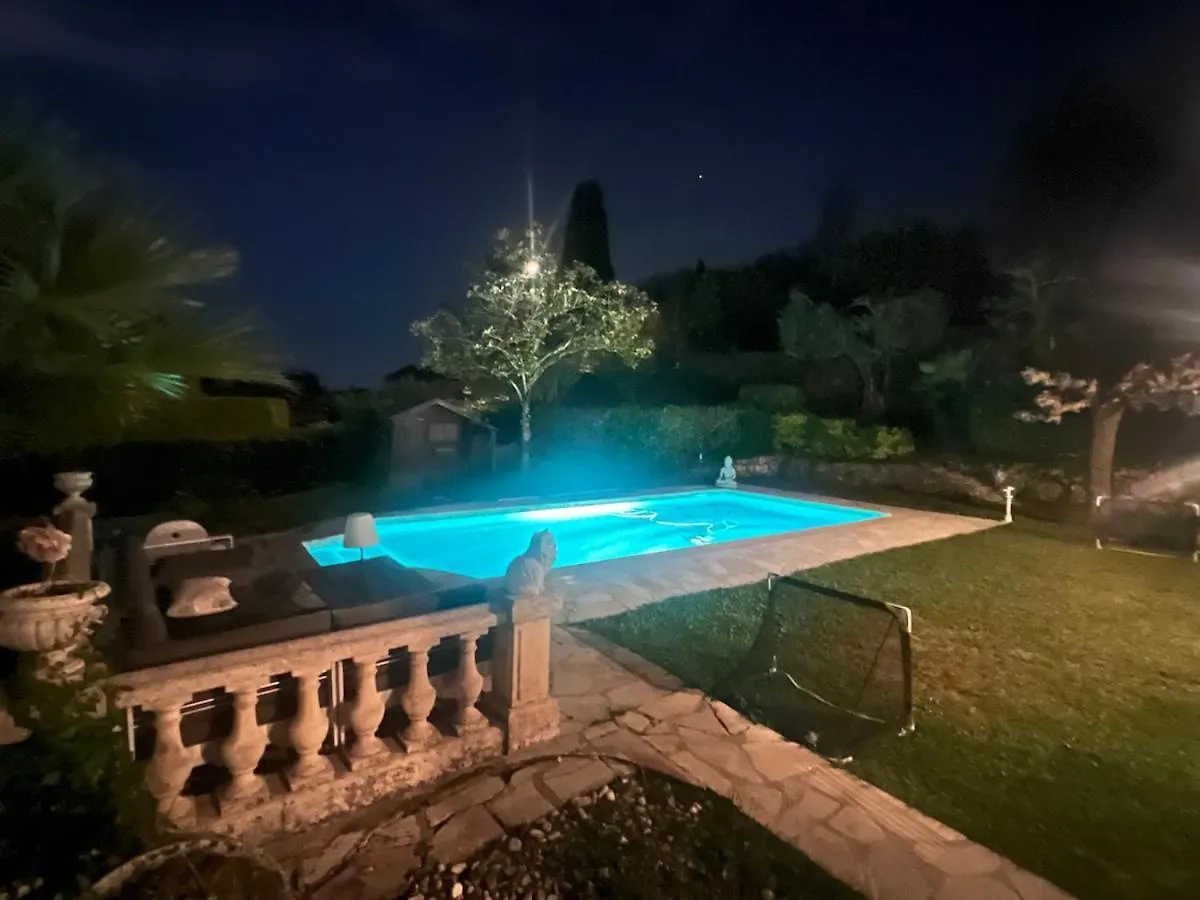Charming Provencal Villa With Pool And Garden Mougins